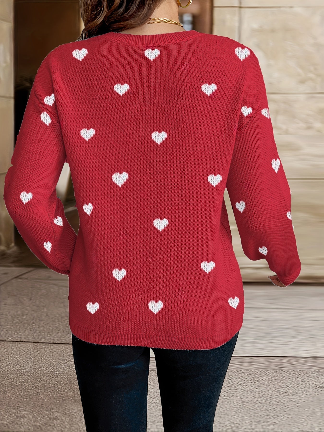 Sophie | Valentinstagspullover mit Herzmuster und Rundhalsausschnitt